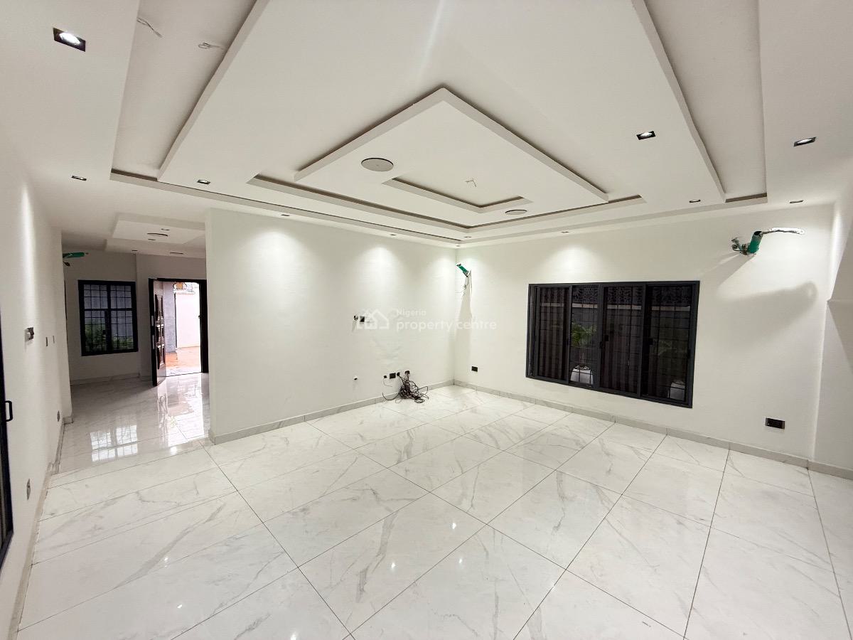 Fully Furnished 5-bedroom Detached House  with Pool and Bq, Lekki Phase 1, Lekki, Lagos, Detached Duplex for Rent