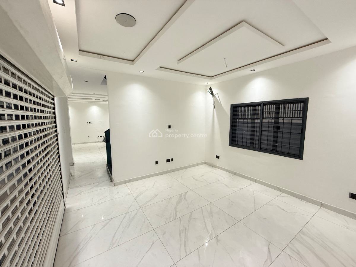 Fully Furnished 5-bedroom Detached House  with Pool and Bq, Lekki Phase 1, Lekki, Lagos, Detached Duplex for Rent