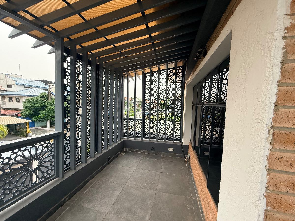 Fully Furnished 5-bedroom Detached House  with Pool and Bq, Lekki Phase 1, Lekki, Lagos, Detached Duplex for Rent