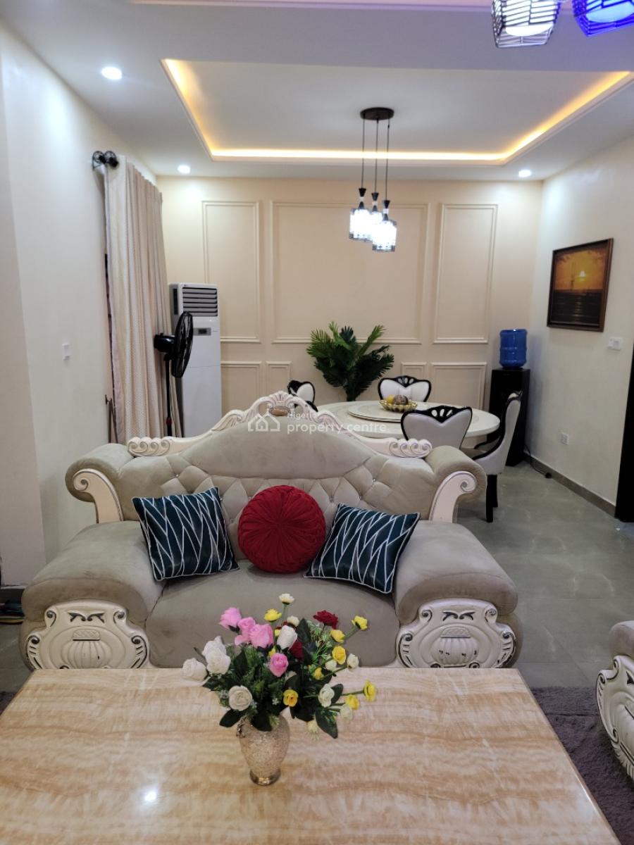 Luxury 3-bedroom Apartment with Excellent Furnishing, Mobolaji Bank Anthony Way, Ikeja, Lagos, Flat / Apartment Short Let
