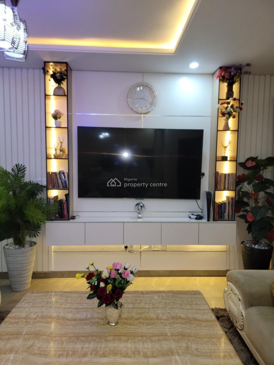 Luxury 3-bedroom Apartment with Excellent Furnishing, Mobolaji Bank Anthony Way, Ikeja, Lagos, Flat / Apartment Short Let