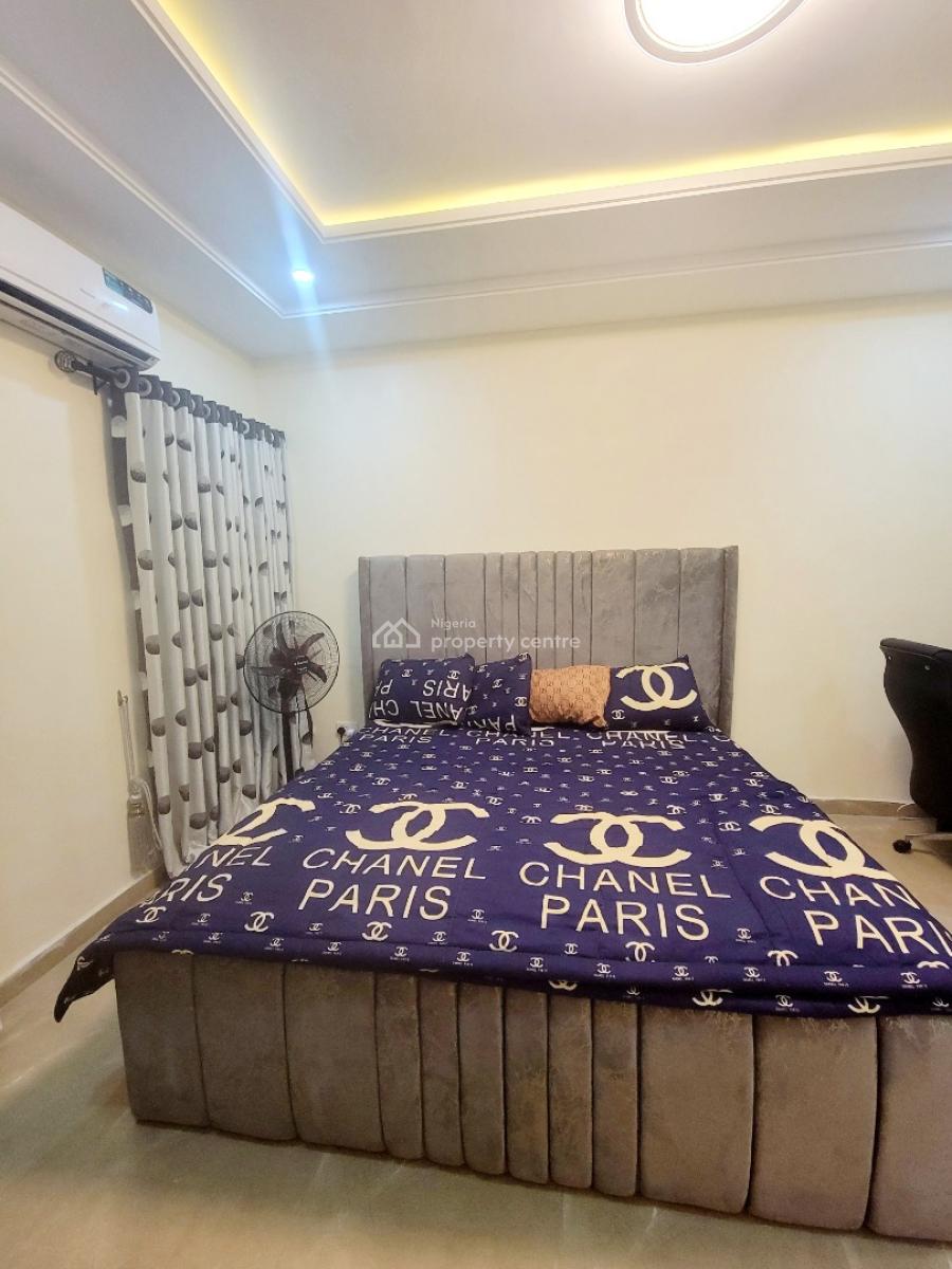 Luxury 3-bedroom Apartment with Excellent Furnishing, Mobolaji Bank Anthony Way, Ikeja, Lagos, Flat / Apartment Short Let