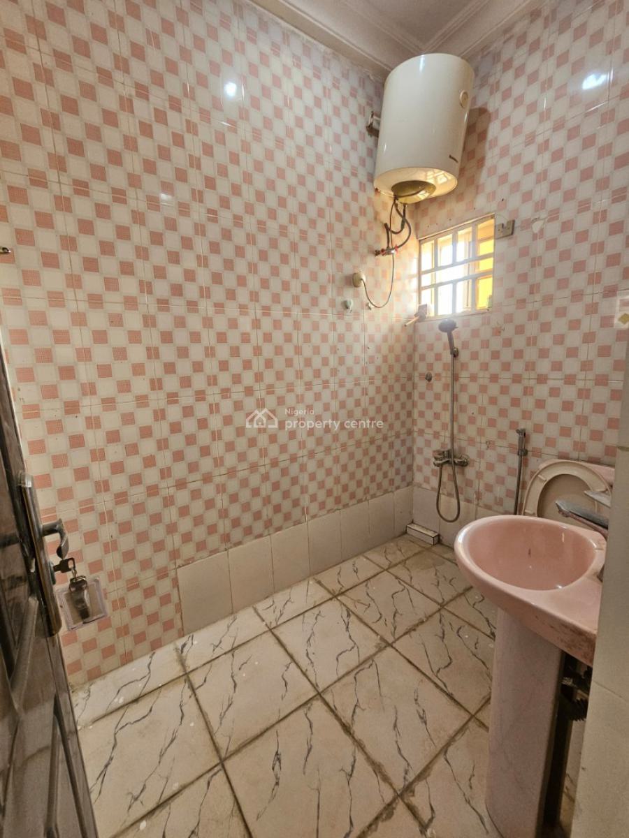 Super Clean 2 Bedroom Flat in a Serene and Secured Location, By Grand Pela Hotel, Durumi, Abuja, Flat / Apartment for Rent