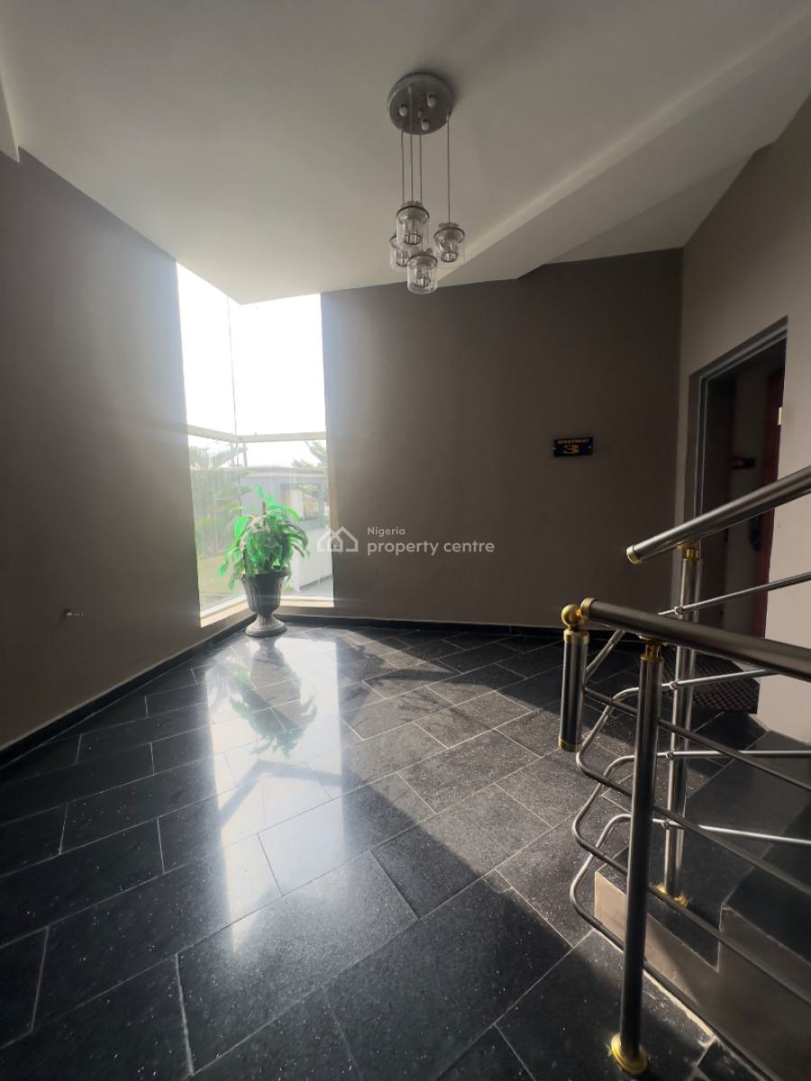 Extremely Spacious 3 Bedroom Apartment and a Bq, Lekki Right, Lekki Phase 1, Lekki, Lagos, Flat / Apartment for Rent