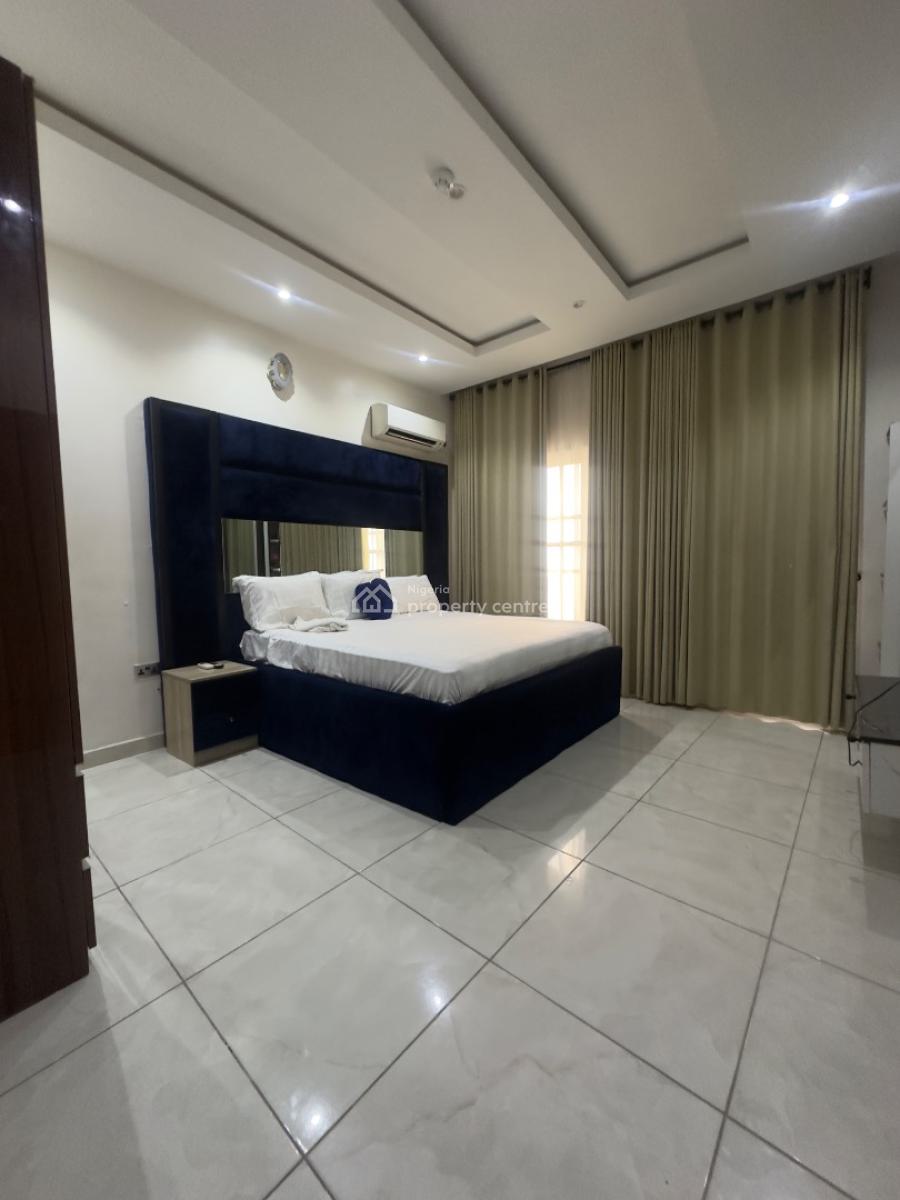 Extremely Spacious 3 Bedroom Apartment and a Bq, Lekki Right, Lekki Phase 1, Lekki, Lagos, Flat / Apartment for Rent