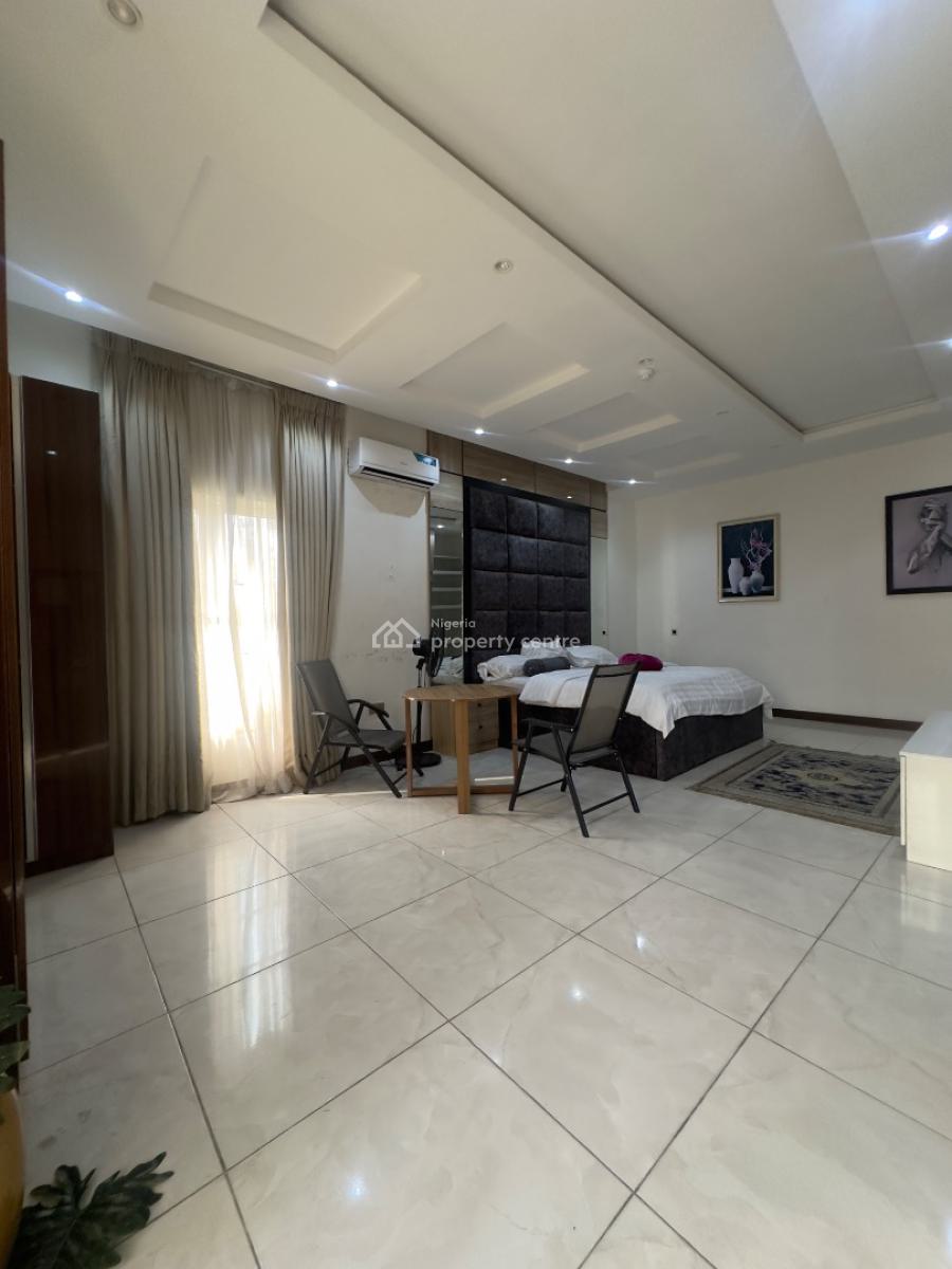 Extremely Spacious 3 Bedroom Apartment and a Bq, Lekki Right, Lekki Phase 1, Lekki, Lagos, Flat / Apartment for Rent