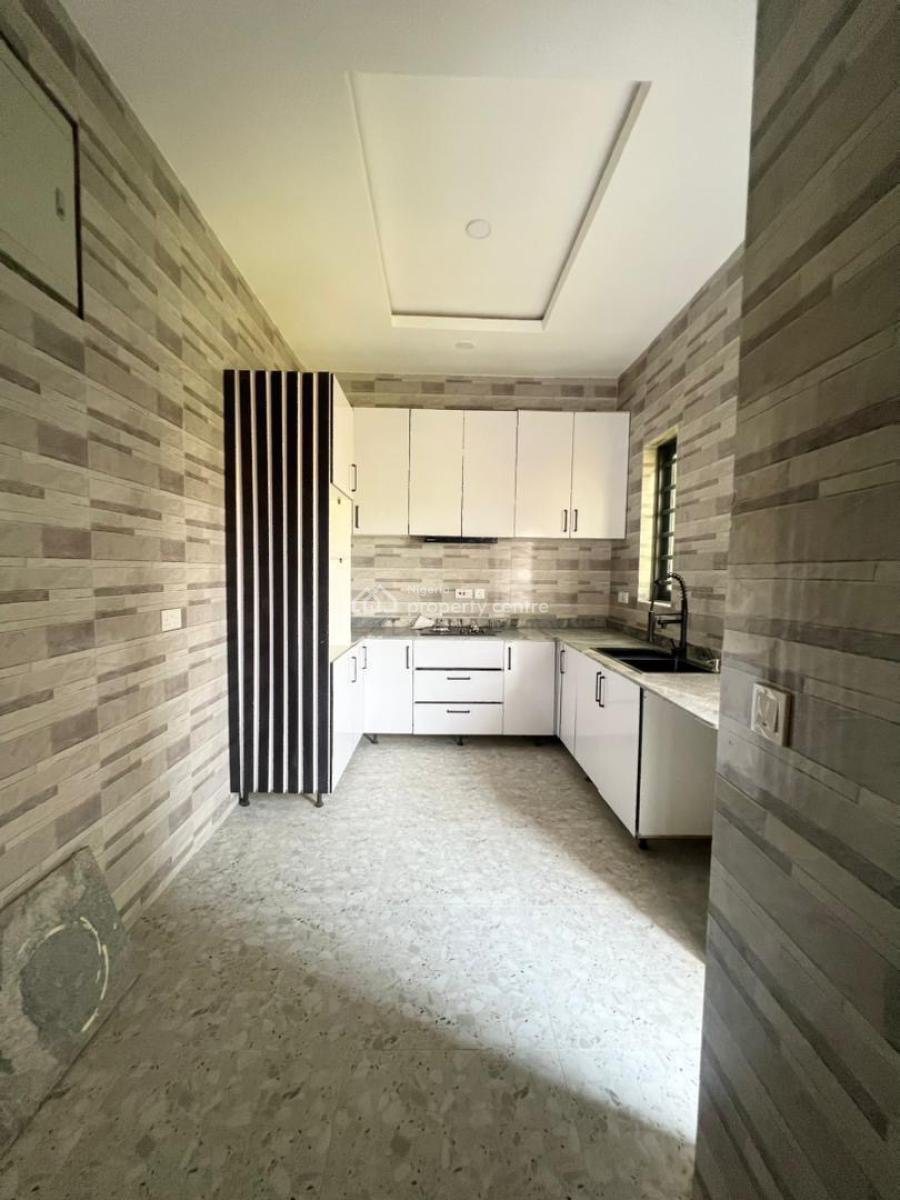 Exquisite 2 Bedroom Apartment, Ajah, Lagos, Flat / Apartment for Sale