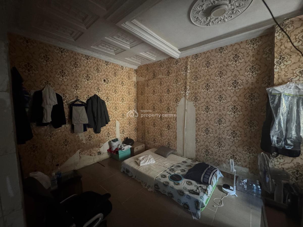 a Spacious Self Contain Room Downstair, Evercare Hospital Axis, Lekki Phase 1, Lekki, Lagos, Self Contain (single Rooms) for Rent