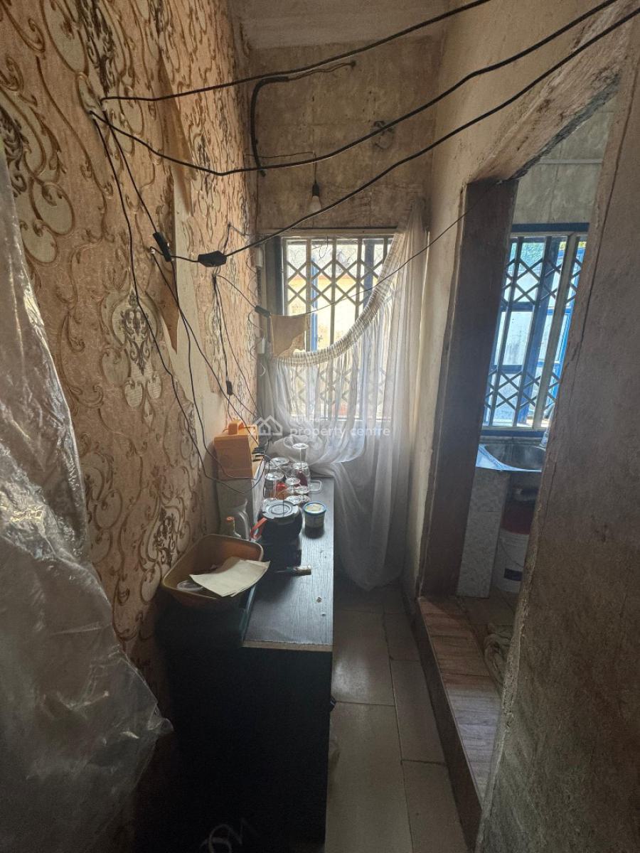 a Spacious Self Contain Room Downstair, Evercare Hospital Axis, Lekki Phase 1, Lekki, Lagos, Self Contain (single Rooms) for Rent