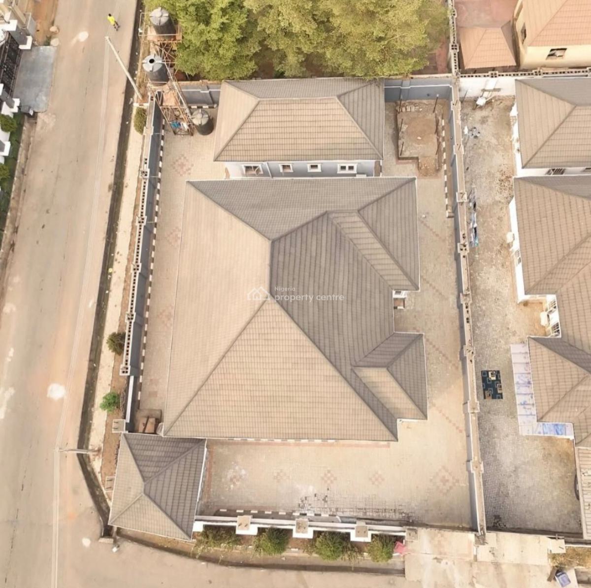 4-bedroom Detached Bungalow with Boys Quarters, Gwarinpa District, Gwarinpa, Abuja, Detached Bungalow for Sale