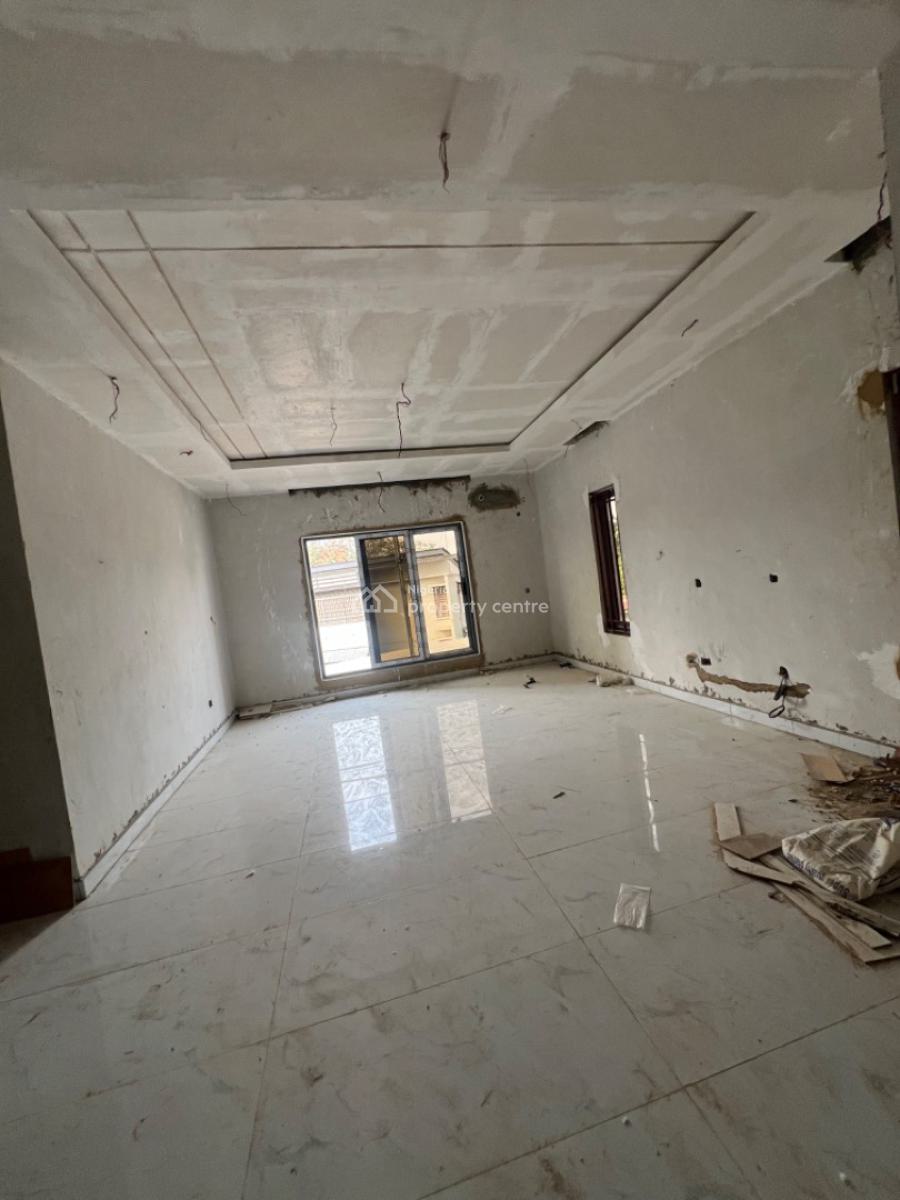 Exclusive 3 Bedroom Apartment, Ikeja Gra, Ikeja, Lagos, Flat / Apartment for Sale