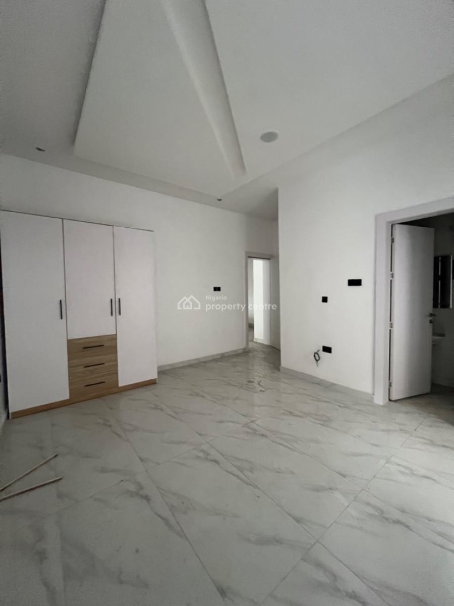 Exclusive 3 Bedroom Apartment, Ikeja Gra, Ikeja, Lagos, Flat / Apartment for Sale