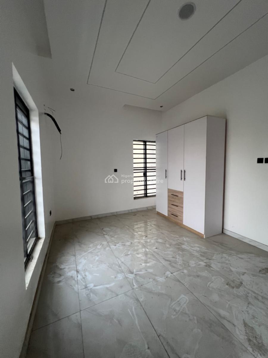 Exclusive 3 Bedroom Apartment, Ikeja Gra, Ikeja, Lagos, Flat / Apartment for Sale