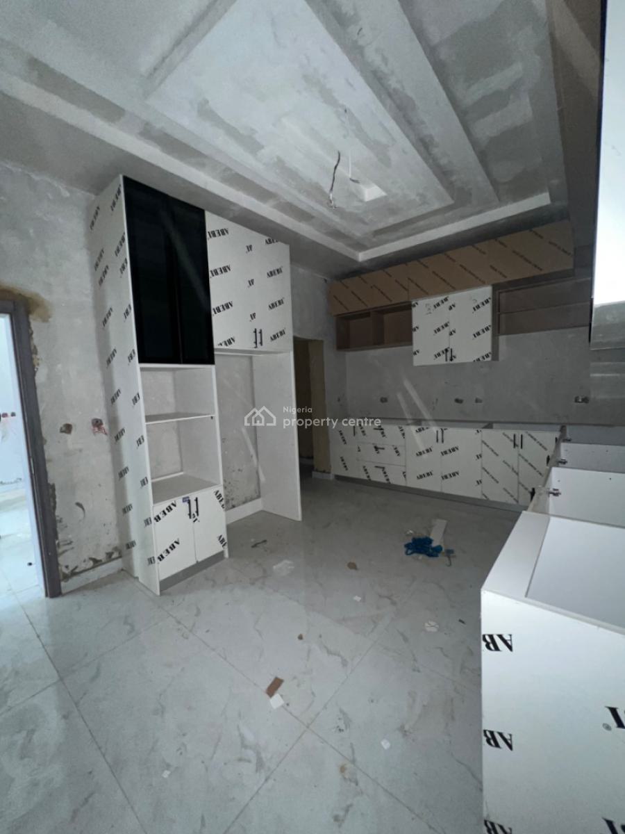 Exclusive 3 Bedroom Apartment, Ikeja Gra, Ikeja, Lagos, Flat / Apartment for Sale