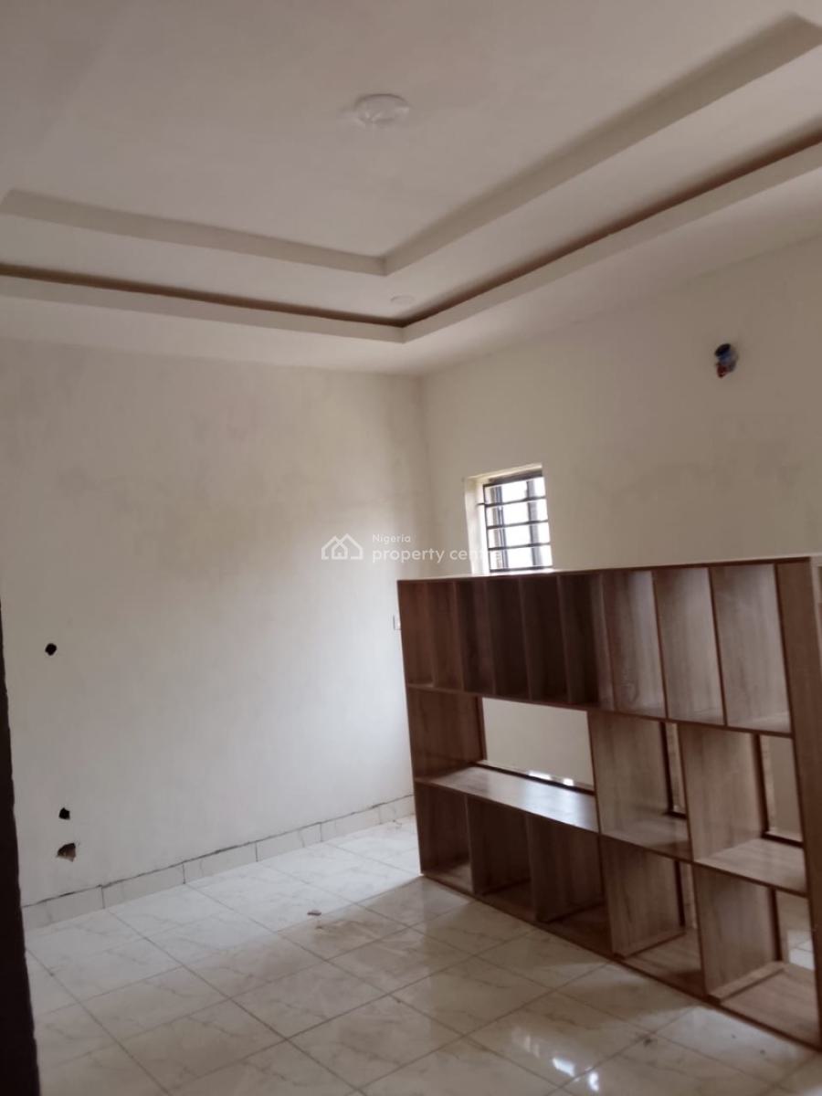 Beautiful Spacious 3 Bedroom Apartment, Aci, Lugbe District, Abuja, Flat / Apartment for Rent