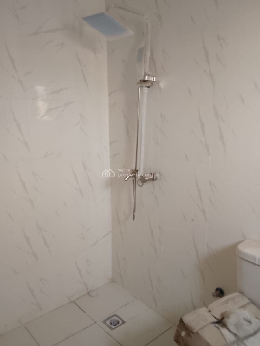 Beautiful Spacious 3 Bedroom Apartment, Aci, Lugbe District, Abuja, Flat / Apartment for Rent