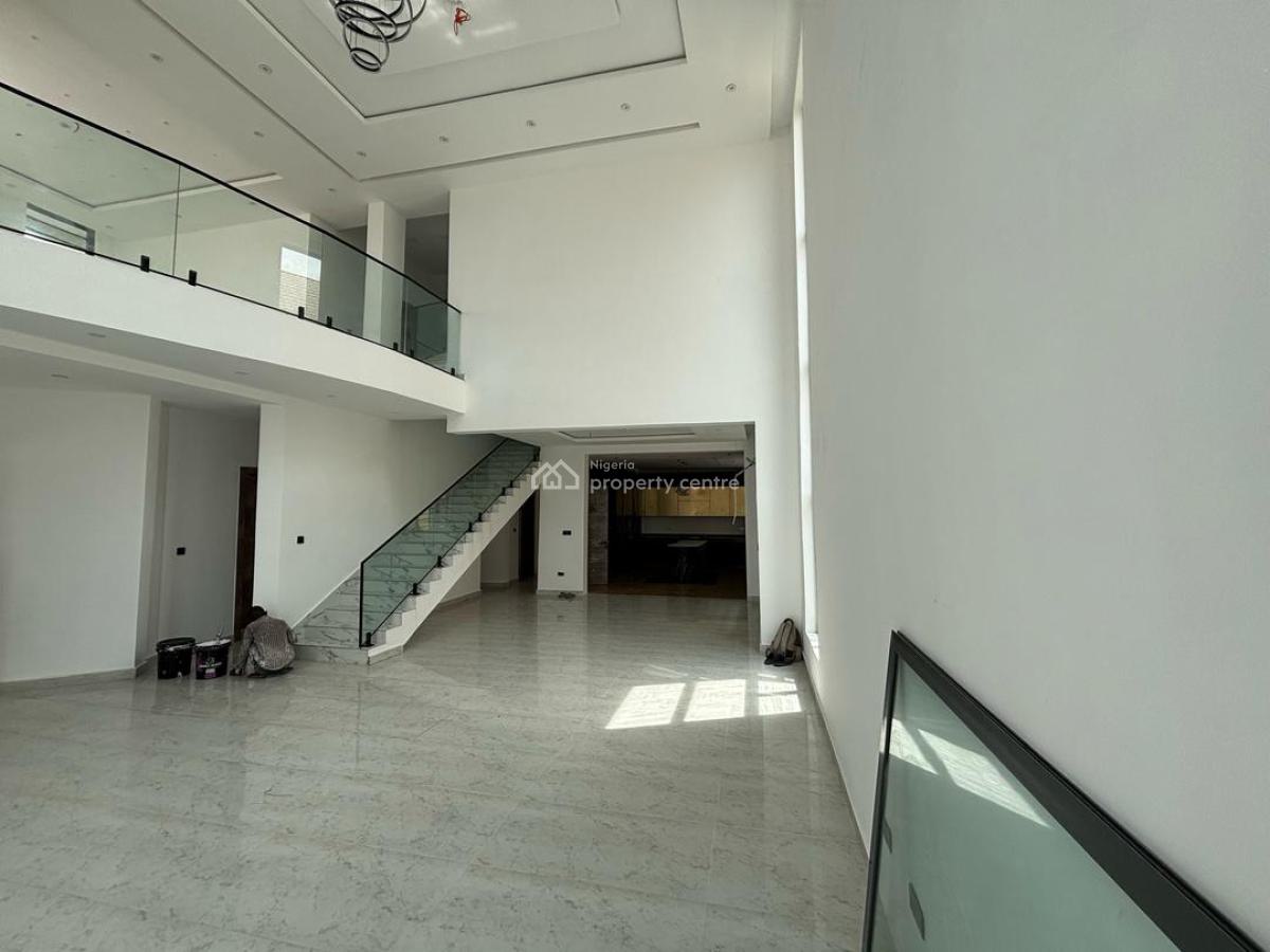 Spacious Well Finished 5 Bedroom House on 700sqm, Northern Foreshore Estate By Chevron Drive, Lekki, Lagos, Detached Duplex for Sale