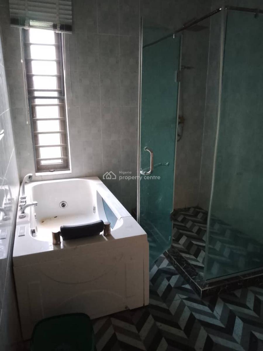 Spacious 5 Bedroom Detached Duplex Unilag Estate, Magodo Gra Phase 1, Magodo, Gra Phase 1, Magodo, Lagos, Detached Duplex for Sale