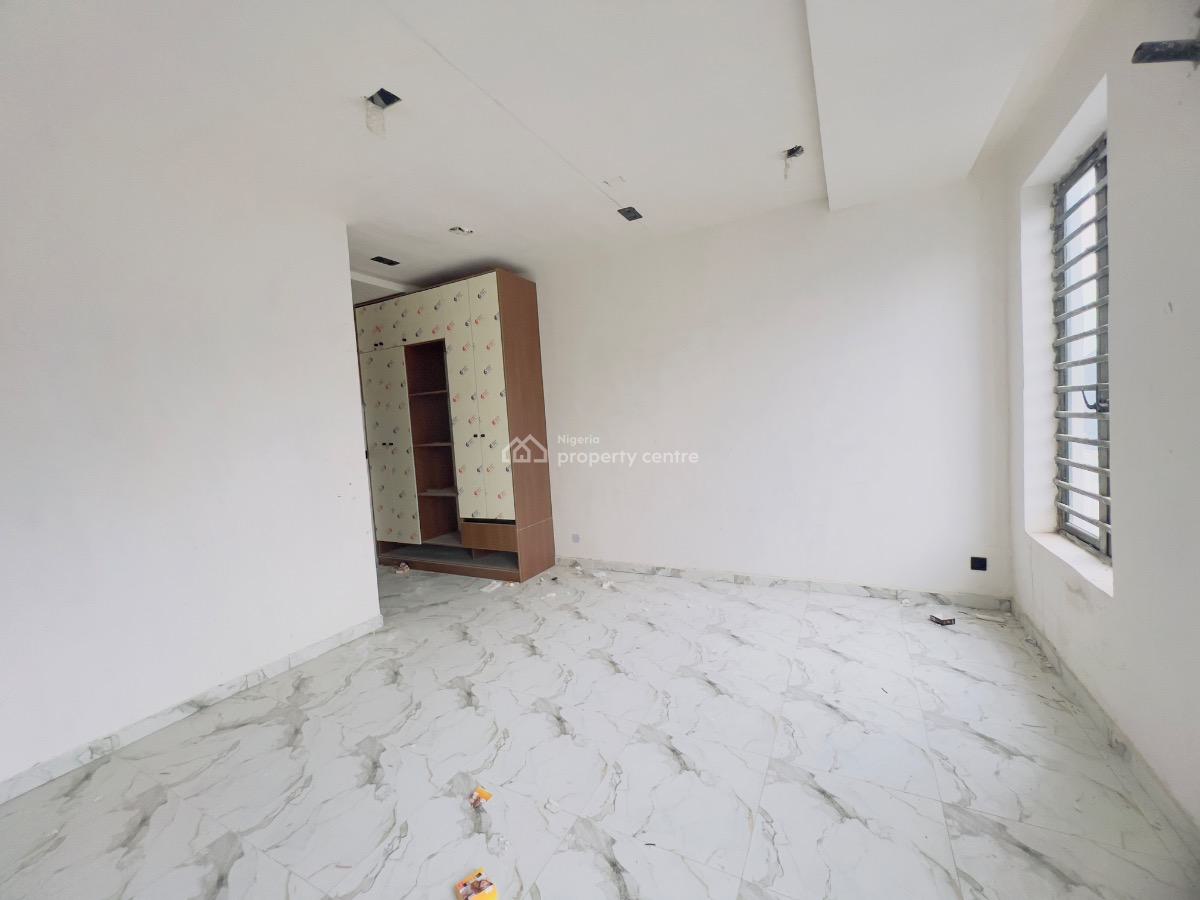 2bedroom Flat, Orchid Road, Lekki, Lagos, Flat / Apartment for Sale