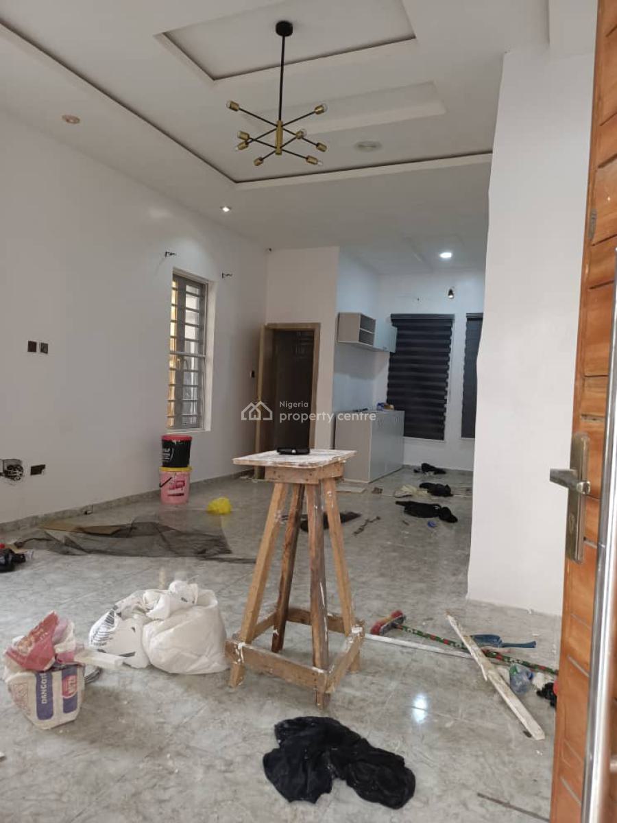 Spacious Studio Apartment with Excellent Features, Orchid Road, Lekki, Lagos, Self Contain (single Rooms) for Rent