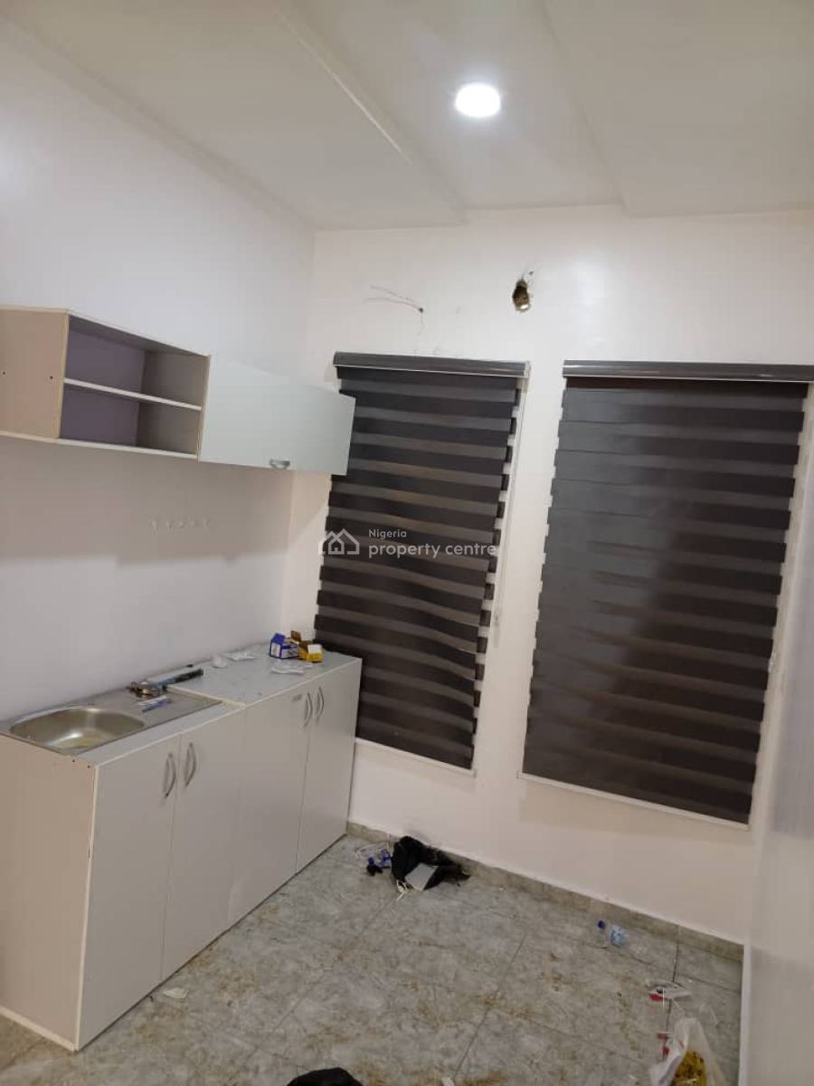 Spacious Studio Apartment with Excellent Features, Orchid Road, Lekki, Lagos, Self Contain (single Rooms) for Rent
