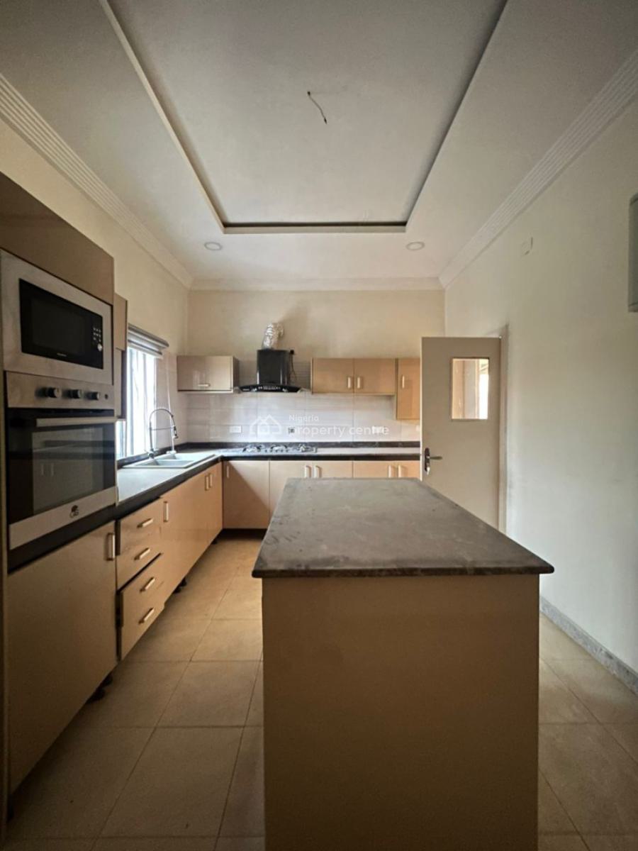 4-bedroom Semi-detached Duplex with Bq, Ologolo, Lekki, Lagos, Semi-detached Duplex for Sale