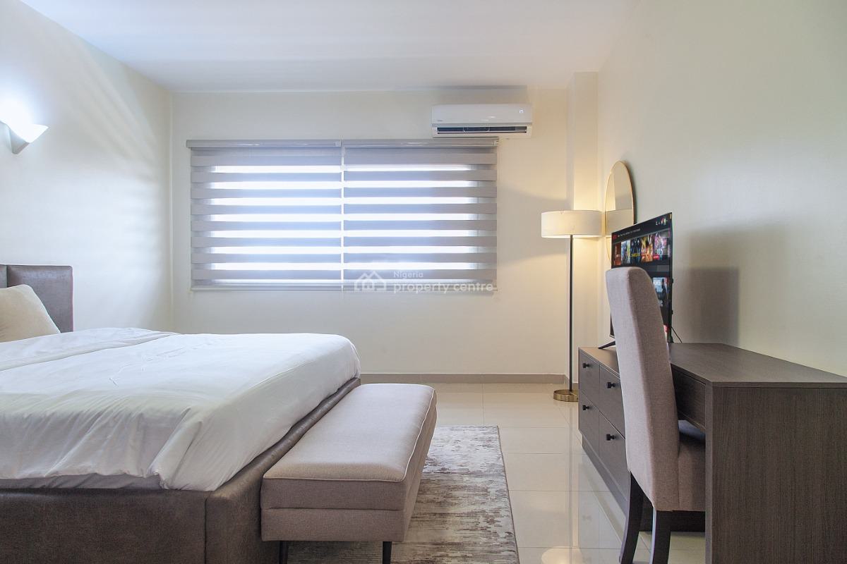 Luxurious Fully Furnished 3-bedroom Apartment + Bq, Gerrad Road, Ikoyi, Lagos, Flat / Apartment for Rent