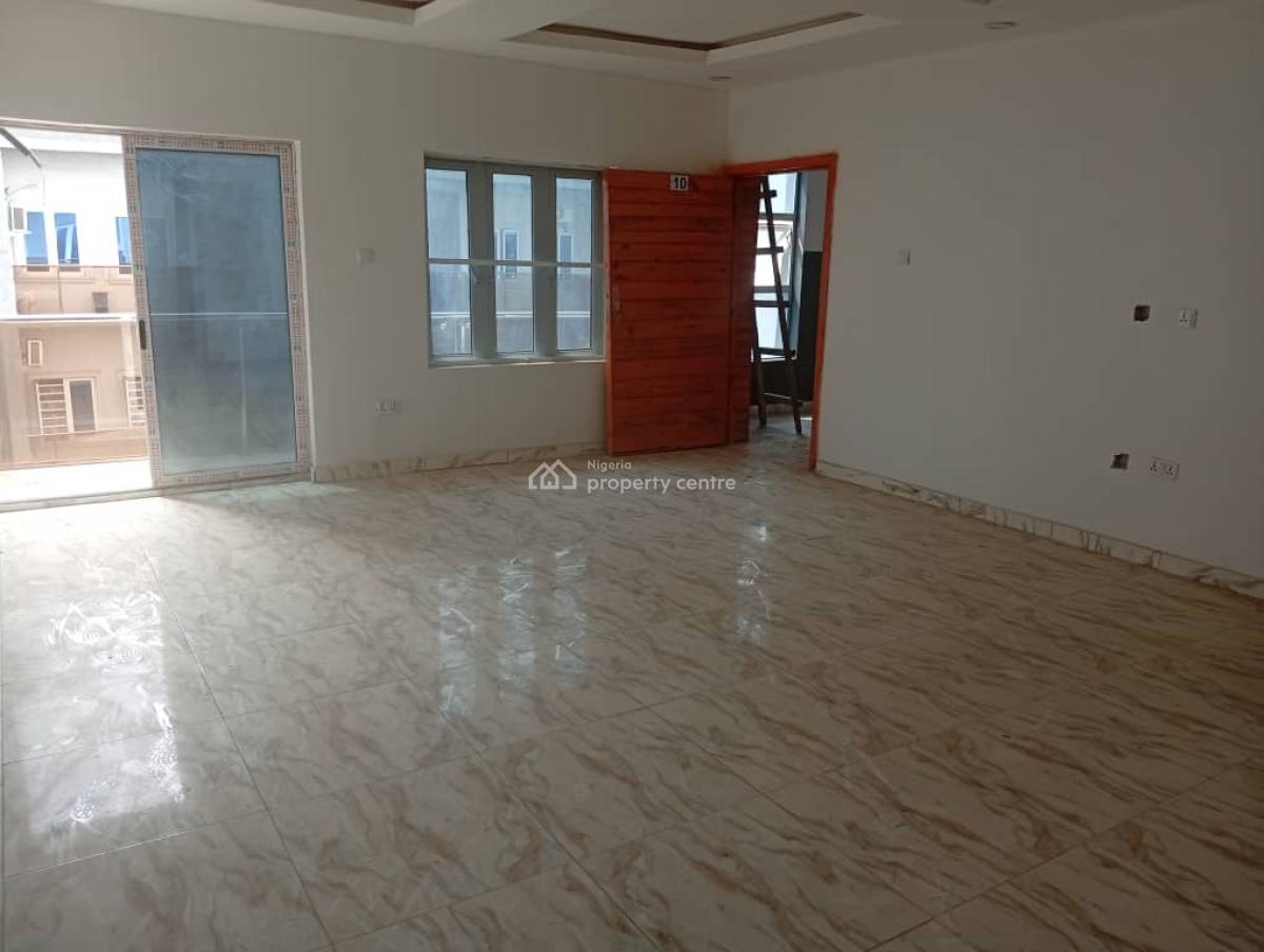 Newly Built and Well Finished 2 Bed Flat on The 2nd Floor, Off Muiz Banire Street, Lekki Phase 2, Lekki, Lagos, Flat / Apartment for Rent