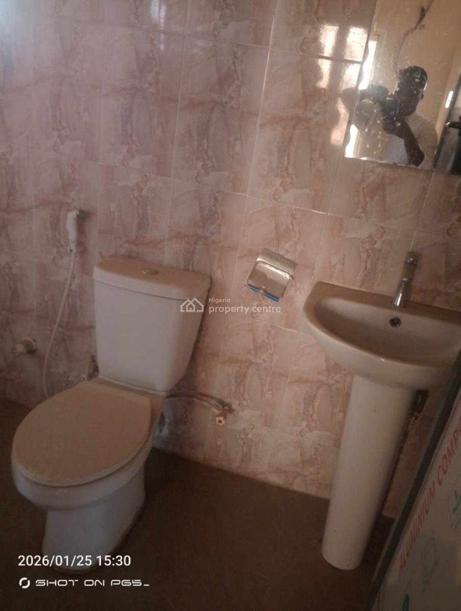 Prime Warehouse / Commercial Property, Redemption Camp ( Redeemed First Gate) Km 40, Lagos – Ibadan Expressway, Mowe Town, Ogun, Warehouse for Sale