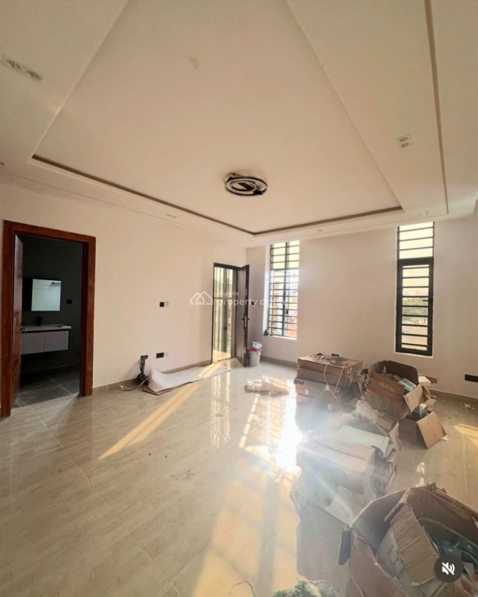 5 Bedroom Duplex with Bq, Pool and Parking Space, Lekki Phase 1, Lekki, Lagos, Detached Duplex for Rent