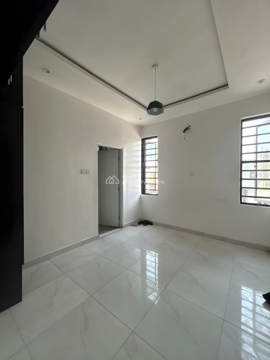 Luxurious 2 - Bedroom Apartment, Ologolo Lekki, Lagos, Ologolo, Lekki, Lagos, Flat / Apartment for Rent