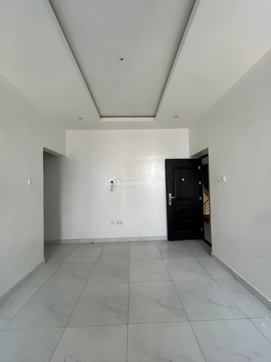 Luxurious 2 - Bedroom Apartment, Ologolo Lekki, Lagos, Ologolo, Lekki, Lagos, Flat / Apartment for Rent