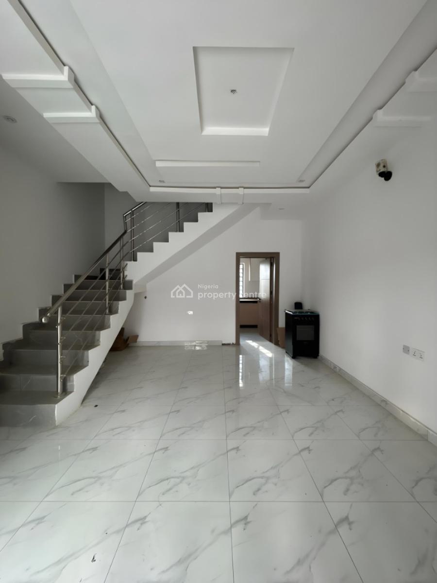 Luxury 6 Units of 2-bedroom with Excellent Facilities, Ologolo, Lekki, Lagos, Ologolo, Lekki, Lagos, Flat / Apartment for Rent