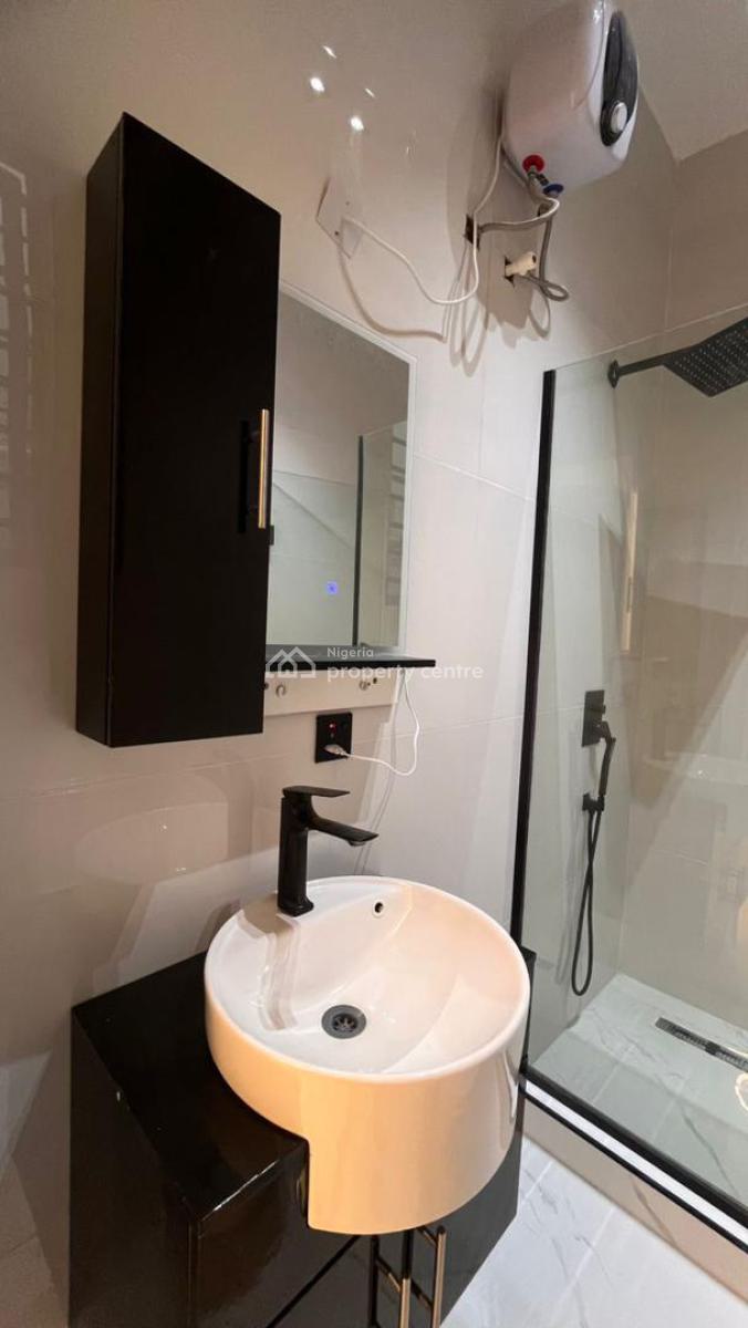 Beautifully Built 5 Bedroom Fully Detached Duplex with  Bq, Lekki, Lagos, Detached Duplex for Sale