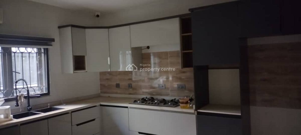 Well Finished 4 Bedroom Duplex + Bq, Gwarinpa, Abuja, Terraced Duplex for Rent