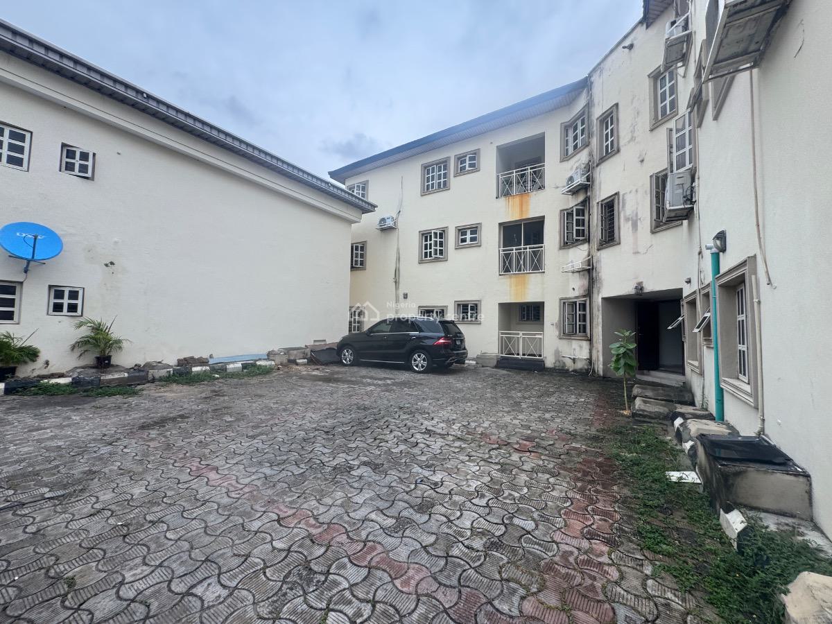 Land in a Secured Environment with 6 Units of 3 Bedroom Flats, Lekki Phase 1, Lekki, Lagos, Residential Land for Sale