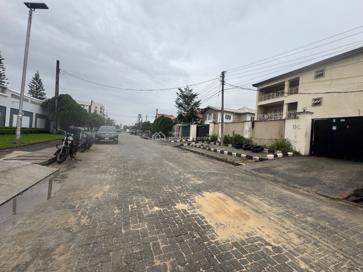 Land in a Secured Environment with 6 Units of 3 Bedroom Flats, Lekki Phase 1, Lekki, Lagos, Residential Land for Sale