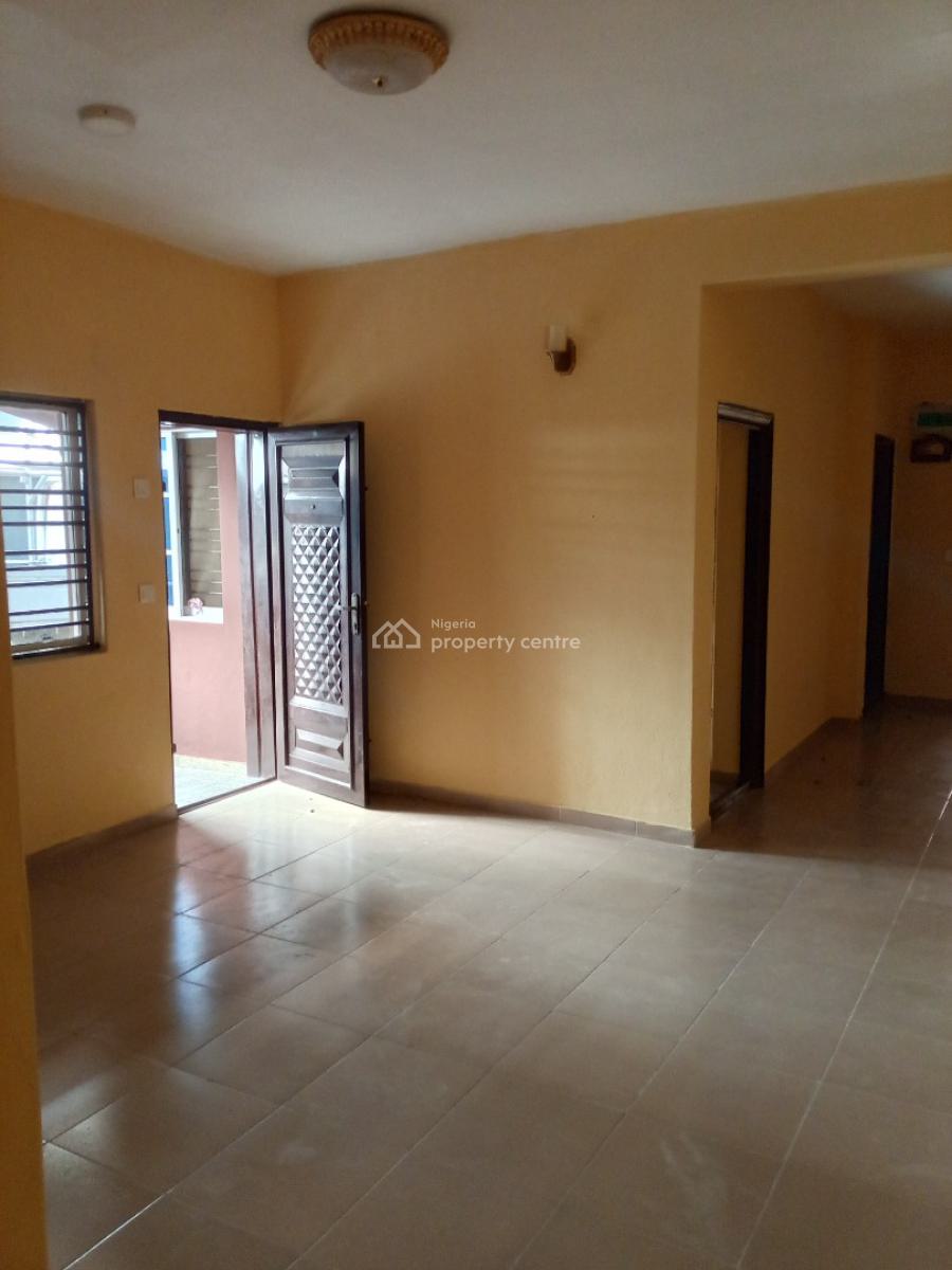 Spacious 2 Bedroom Apartment, Off Mobil Road, Ajah, Lagos, Flat / Apartment for Rent