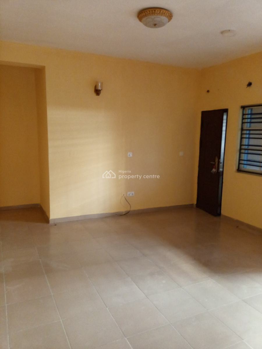 Spacious 2 Bedroom Apartment, Off Mobil Road, Ajah, Lagos, Flat / Apartment for Rent