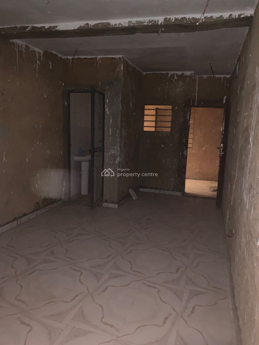 Luxury Newly Built 2 Bedroom Flat, Gra Phase 1, Magodo, Lagos, Flat / Apartment for Rent