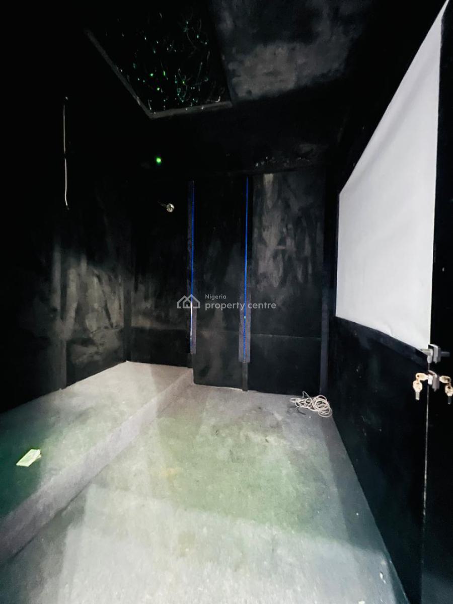 Uniqe 5 Bedroom Fully Detached Duplex Cinema Swimming Rooftop Terrace, Ikota, Lekki, Lagos, Detached Duplex for Sale