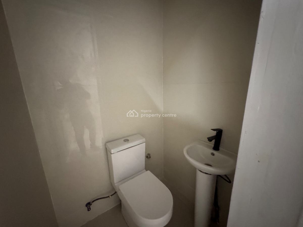 Well Built & Luxury 3bedroom Apartment, Lekki Phase 1, Lekki, Lagos, Flat / Apartment for Sale