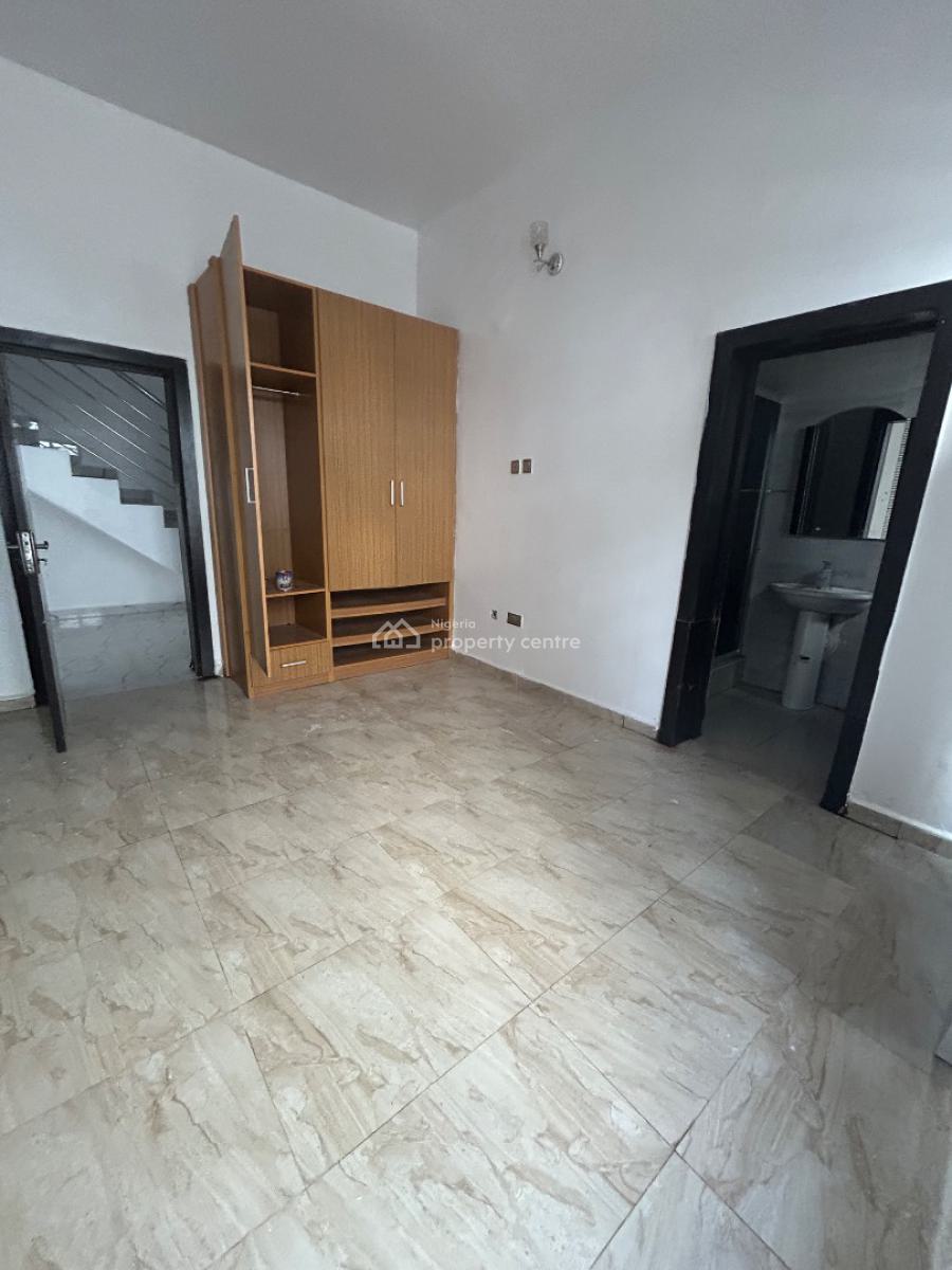 Luxury Newly Renovated 4bedroom Semi Detached Duplex with a Bq, Osapa London, Lekki, Lagos, Semi-detached Duplex for Rent