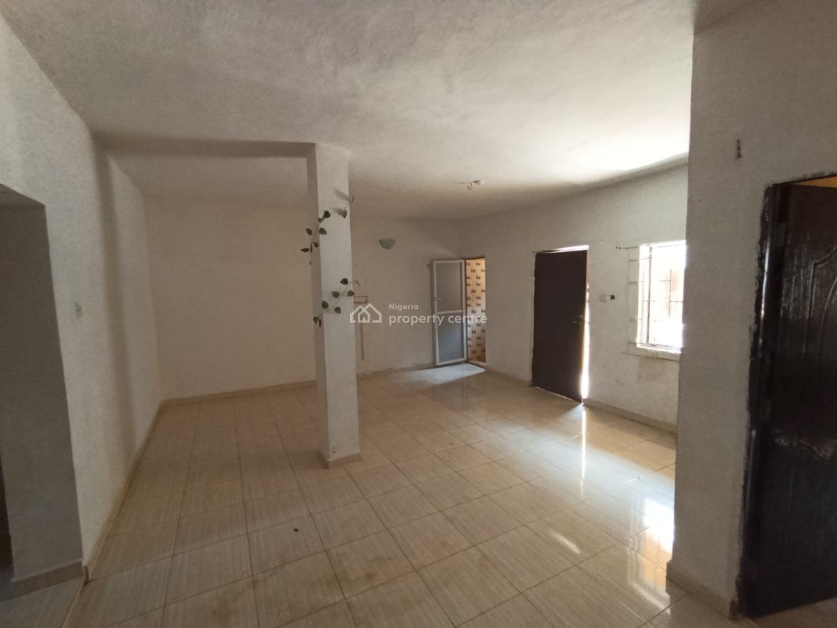 Clean 2 Bedroom Flat Prepaid Meter Big Compound Fence Gate Water, Ado-odo/ota, Ogun, Flat / Apartment for Rent