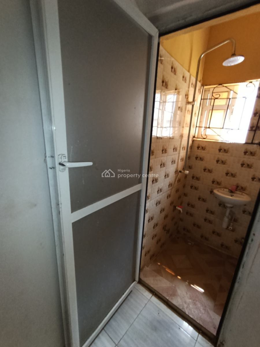 Clean 2 Bedroom Flat Prepaid Meter Big Compound Fence Gate Water, Ado-odo/ota, Ogun, Flat / Apartment for Rent