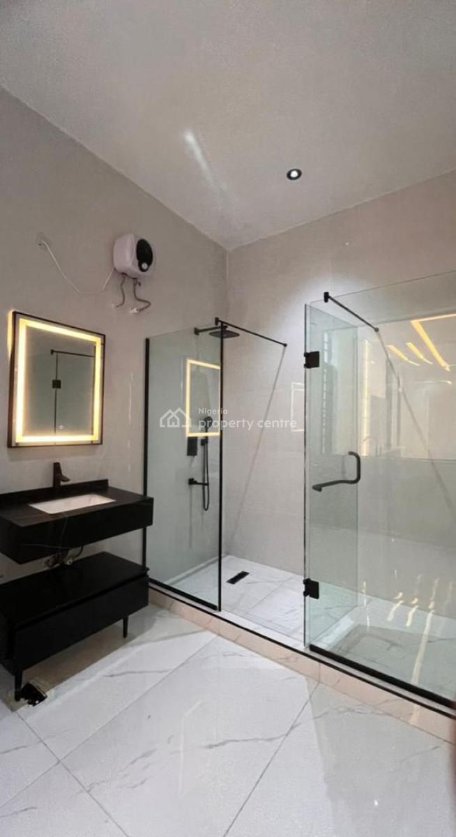 Beautiful Built Five Bedroom Fully Detached Duplex with Bq, Chevron Toll Gate, Lekki, Lagos, Detached Duplex for Sale