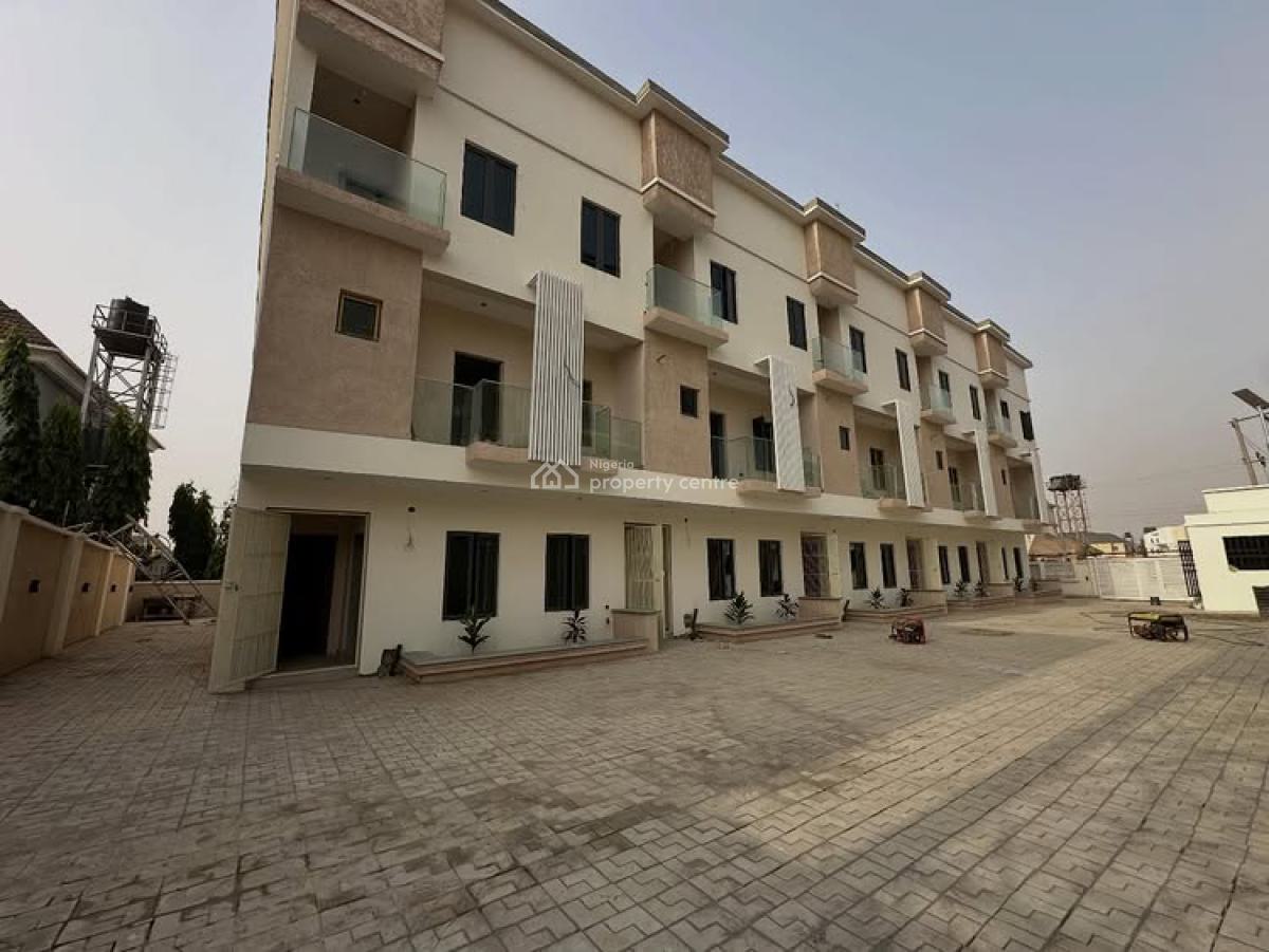 Pristine 4bedroom Terrace Duplex with a Bq, Jahi, Abuja, Terraced Duplex for Sale