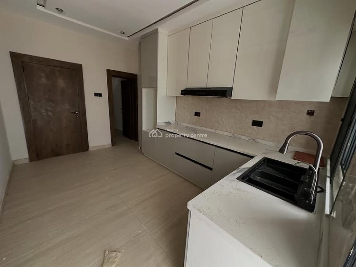 Pristine 4bedroom Terrace Duplex with a Bq, Jahi, Abuja, Terraced Duplex for Sale