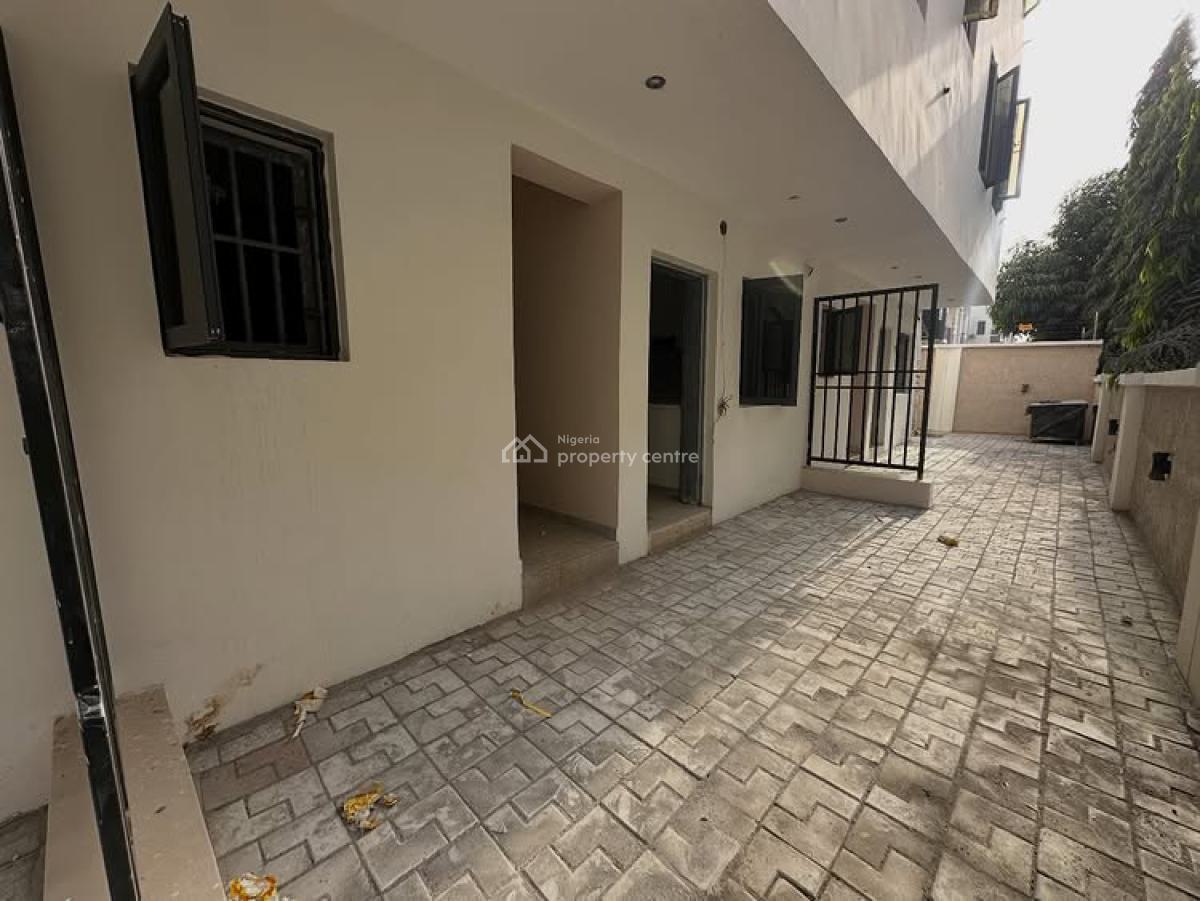 Pristine 4bedroom Terrace Duplex with a Bq, Jahi, Abuja, Terraced Duplex for Sale