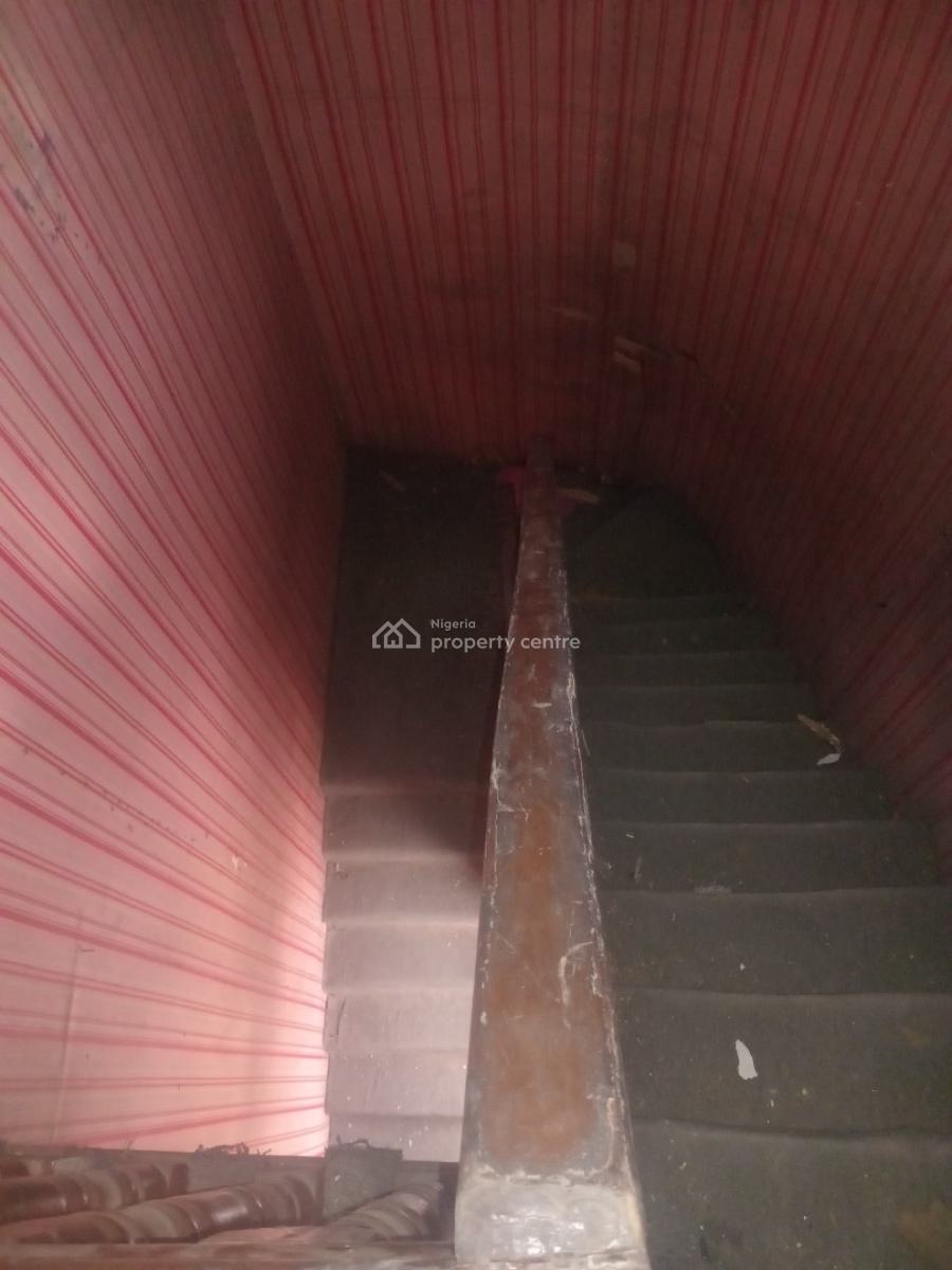 Hallspace, Off Montgomery, Yaba, Lagos, Commercial Property for Rent